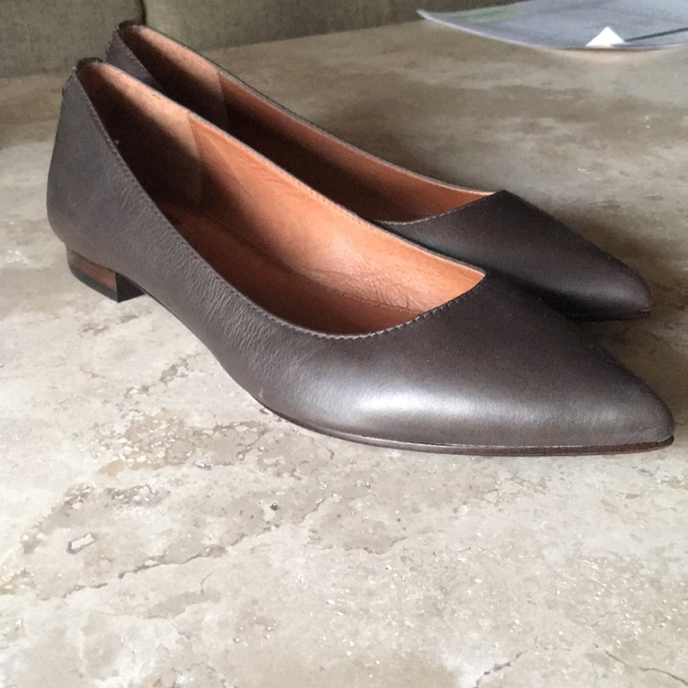 Fry Sienna Ballet flats size 8.5